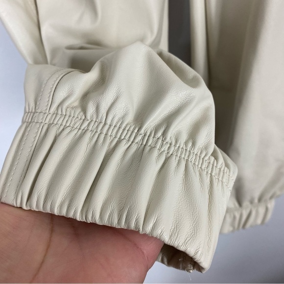 Calia faux leather jogger high rise Ivory color - Picture 6 of 9